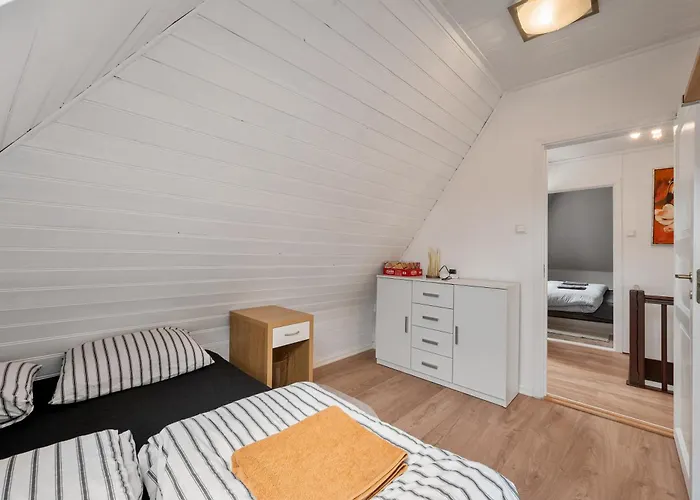 Daire 3 Bedroom In Heart Of *