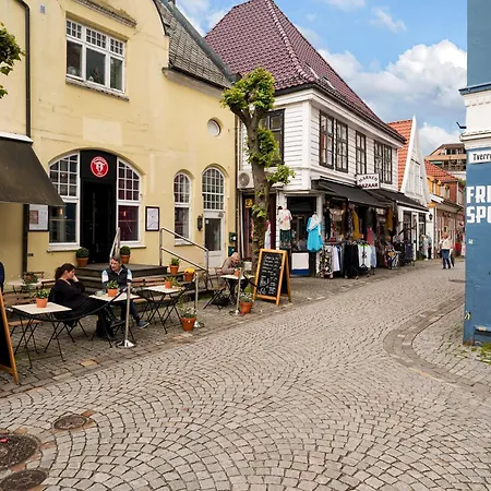 Apartman 3 Bedroom In Heart Of Bergen